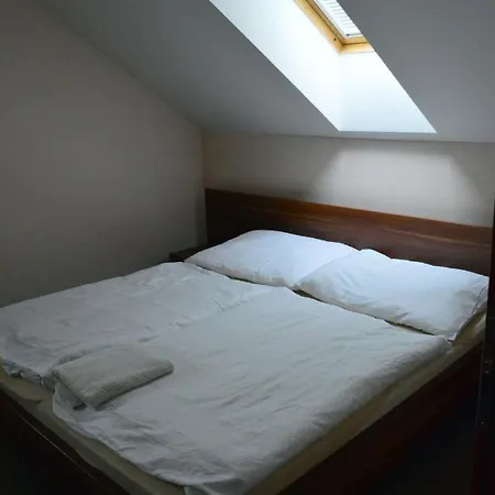 G4 V Tatranskej Strbe - Apartmanovy Dom Golem 아파트