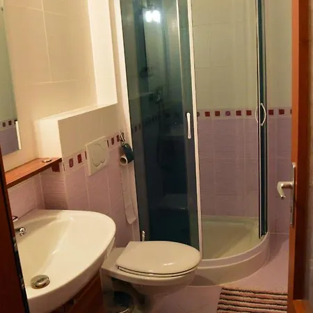 아파트 G4 V Tatranskej Strbe - Apartmanovy Dom Golem 타란스카 스트르바