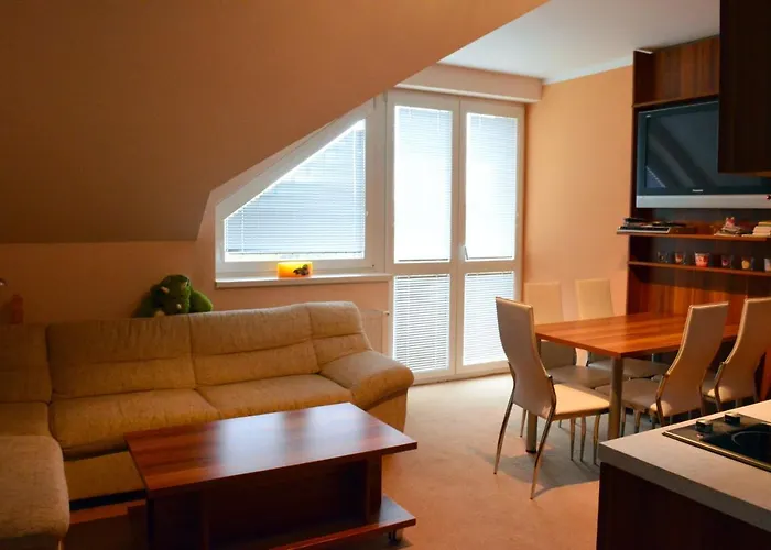 G4 V Tatranskej Strbe - Apartmanovy Dom Golem Tátracsorba